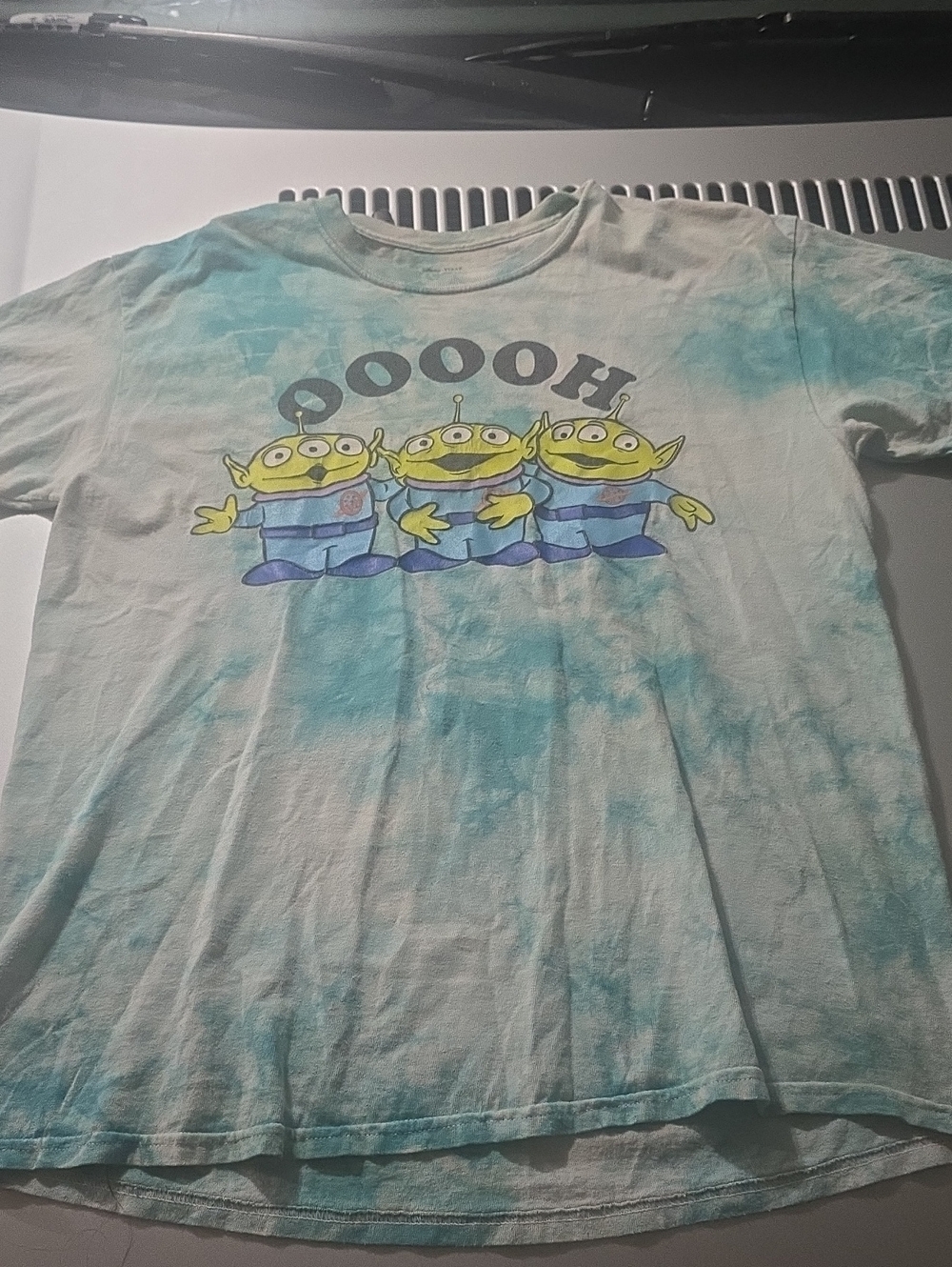 Unisex Toy Story Tie-Dye Alien Graphic OOOH! Tee - Shirt Light Blue Large